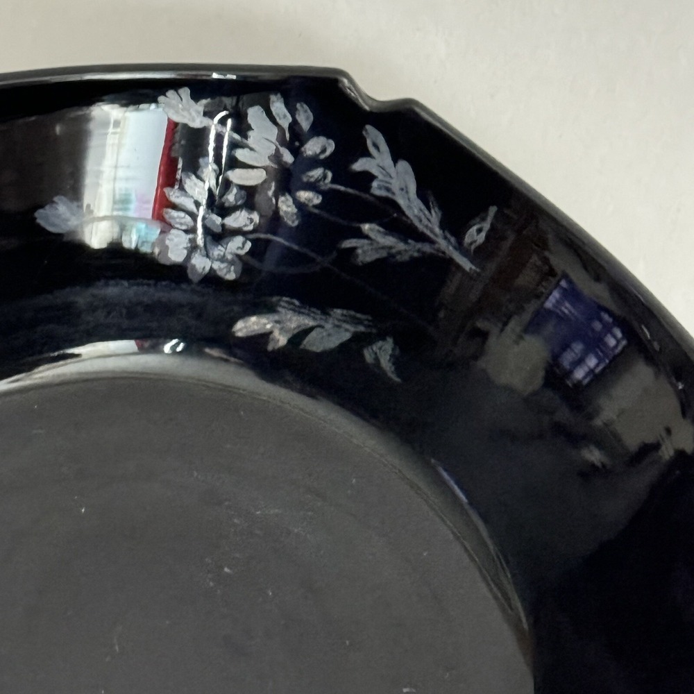 Vintage 6" Black Amethyst Glass Tab Handle Art Decor Serving Bowl LE Smith - Picture 5 of 9